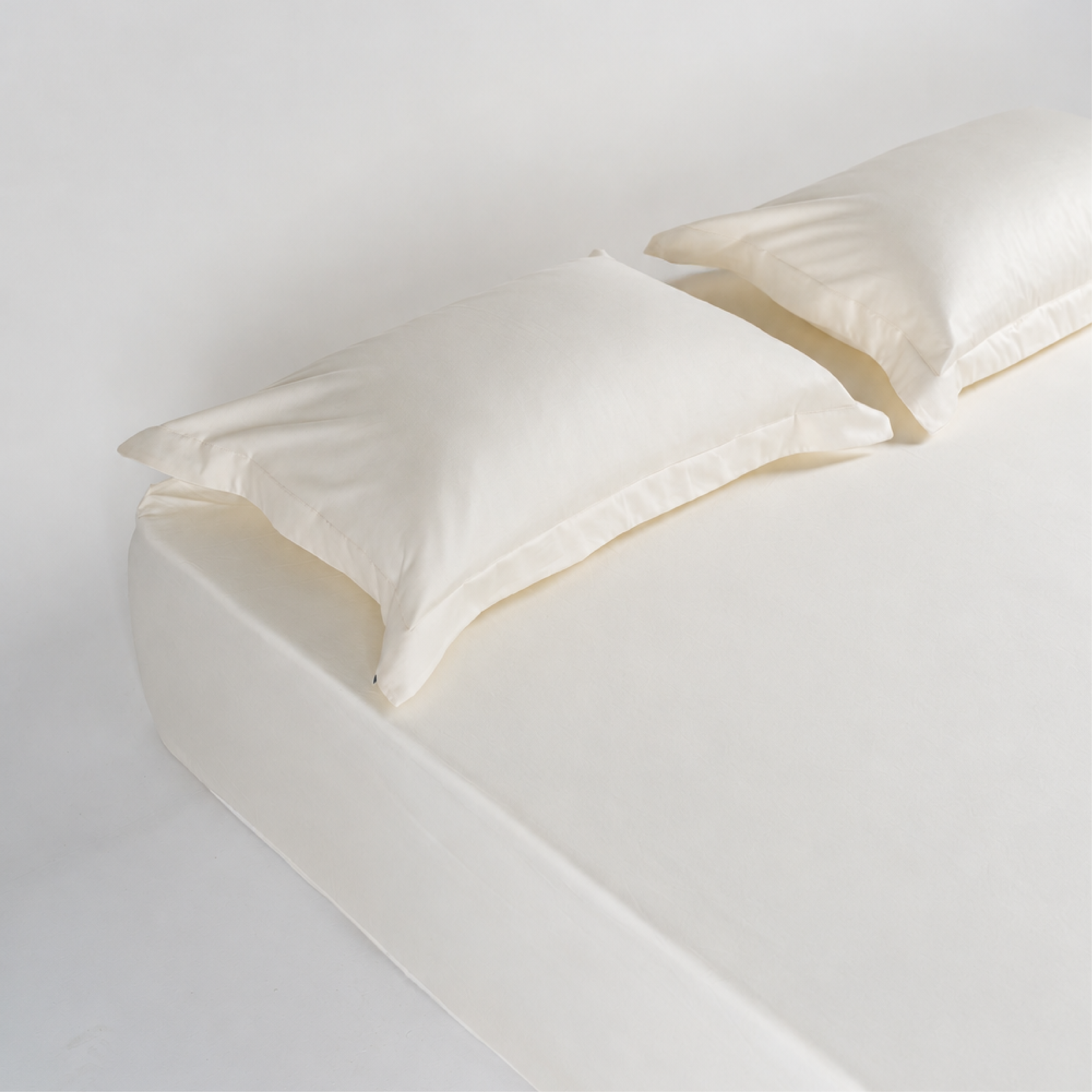 Sateen Fitted Sheet Set